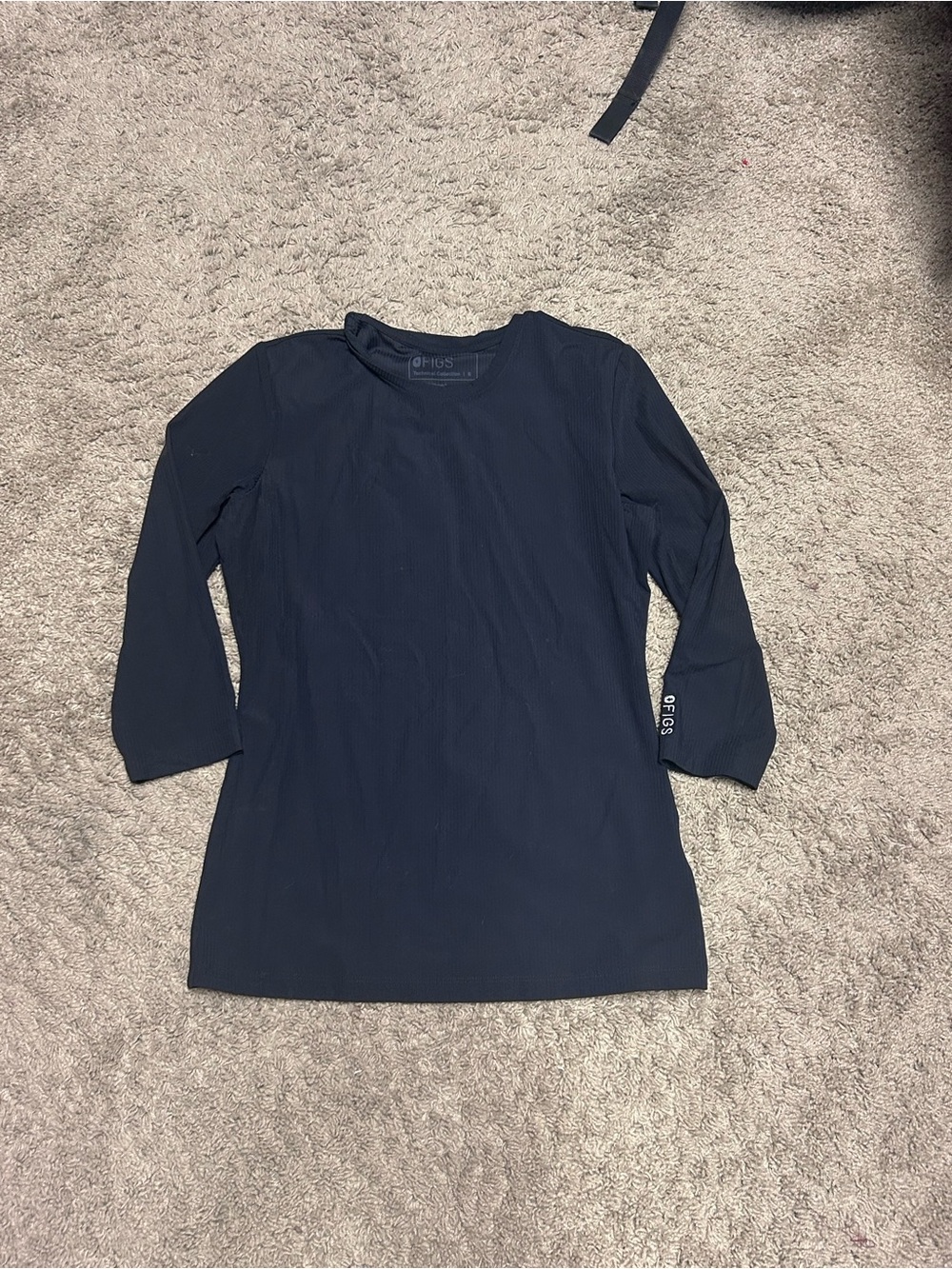 Figs Black Ribbed 3/4 sleeve underscrub top